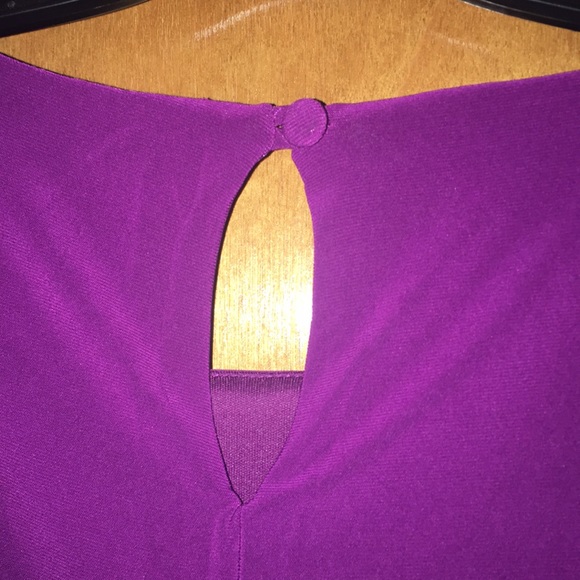 18/20W Dark Purple Asymmetrical Twist Sheath Dress - Picture 8 of 13